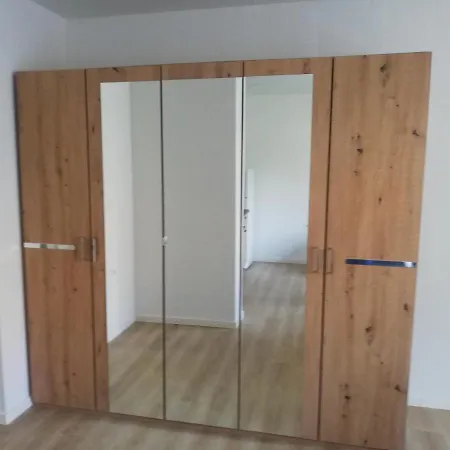 Apartment Maestro I. *